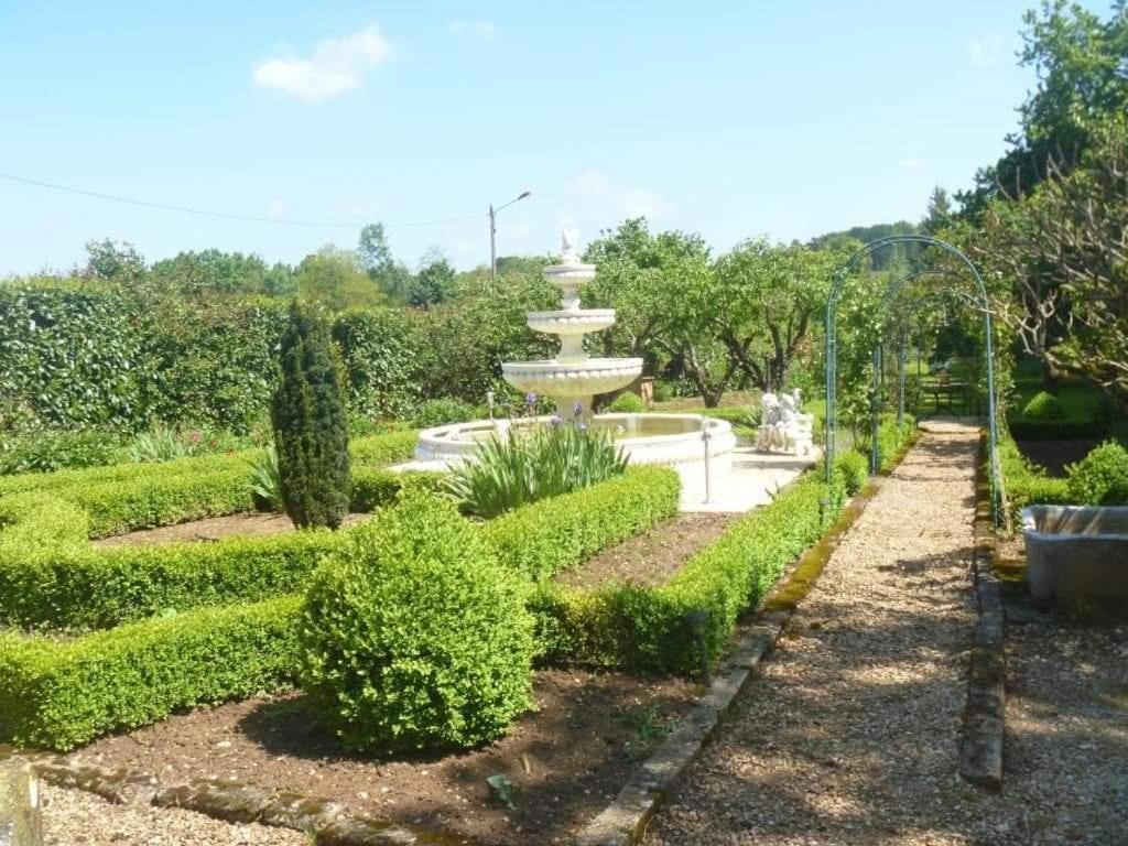 Chambre D'Hotes Le Val Du Chapelain Bed & Breakfast Montigny-la-Resle Dış mekan fotoğraf